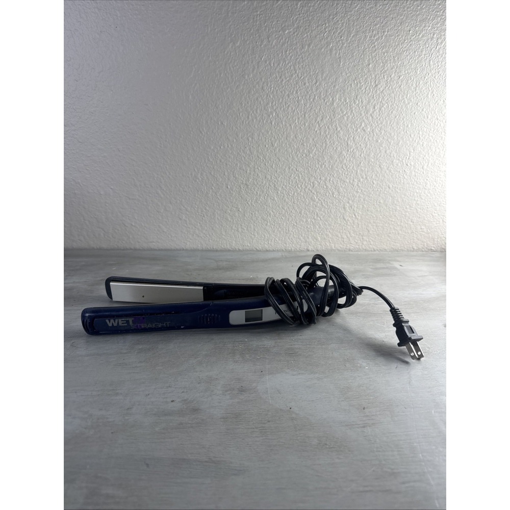 Remington S7901 Wet 2 Straight Slim Plate Ceramic Straightening Iron 1-inch